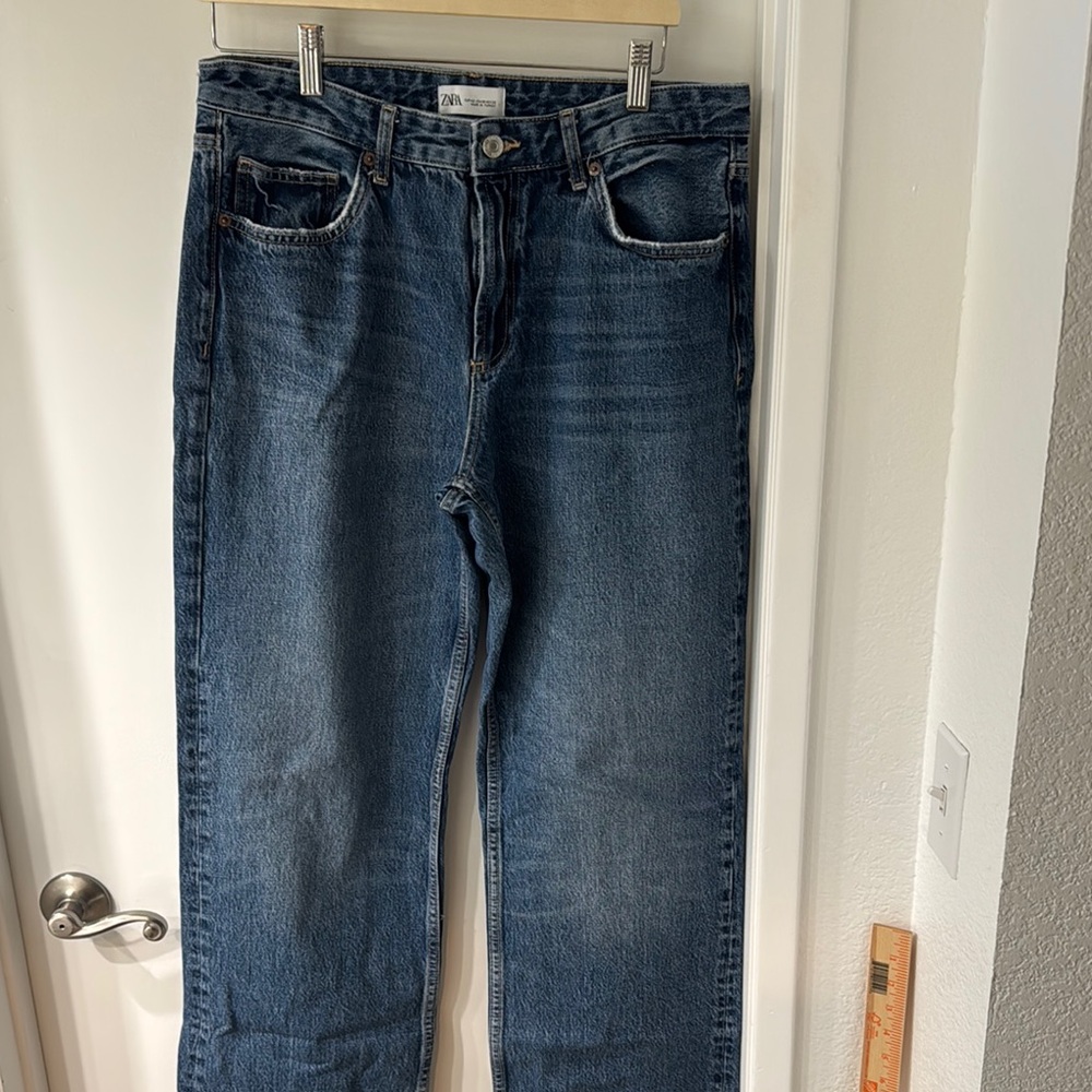 Zara Blue Wide Leg Jeans with Subtle Fading